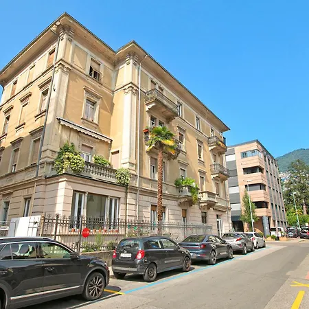 Via Canonica Appartement *