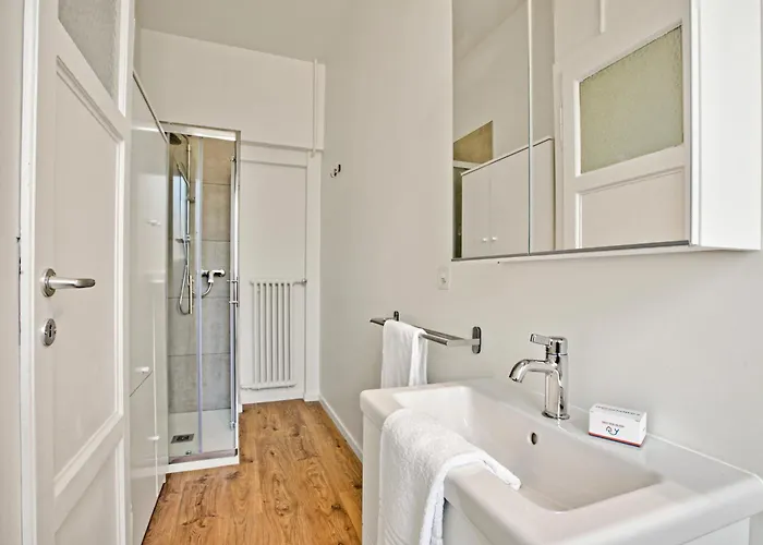 Dream Of Downtown - Happy *